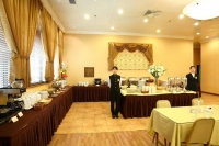  Vacation Hub International | Magnificent International Hotel Main