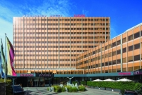  Vacation Hub International | Moevenpick Hotel & Casino Geneva Main