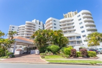  Vacation Hub International | Alpha Sovereign Hotel Main