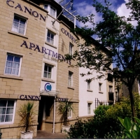  Vacation Hub International | Canon Court Apartments Main
