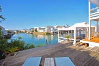  Vacation Hub International | Thesen Islands - Well Appointed Luxury Apartment Main