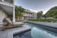  Vacation Hub International | Three Boutique Hotel Main