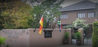  Vacation Hub International | Palm Tree Manor Main