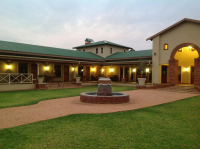  Vacation Hub International | Berit Country Home & Chapel Main