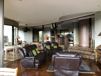  Vacation Hub International | Leopards Rock Bush Boutique Main