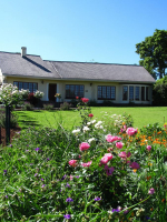  Vacation Hub International | Sani View Main