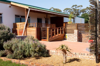  Vacation Hub International | Capelands Wine Farm Main