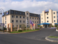  Vacation Hub International | Comfort Hotel Airport CDG Main