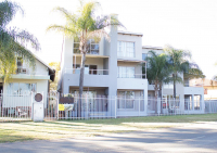  Vacation Hub International | Waterfront Cabanas Self-Catering Apartments Main