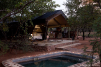  Vacation Hub International | Lady Africa Bush Lodge Main
