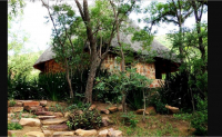  Vacation Hub International | Shondoro Vaalwater Main