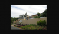  Vacation Hub International | A Family and Friends Guesthouse Main