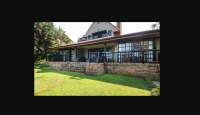  Vacation Hub International | The Yard Coastal Home Main