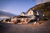  Vacation Hub International | Hotel Glencairn Main