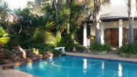  Vacation Hub International | Six Valk Avenue Self Catering Guest House Main