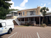  Vacation Hub International | Woodpecker Guest House Main