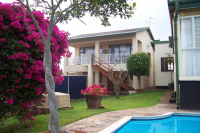  Vacation Hub International | Birdcage Bed & Breakfast Main
