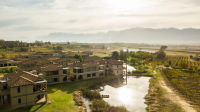  Vacation Hub International | La Bella Vita Studios Main