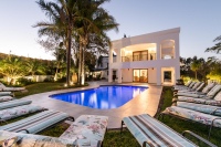  Vacation Hub International | Zarose Main