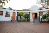  Vacation Hub International | Lapologa Bed and Breakfast Main