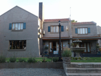  Vacation Hub International | Tuscana Villa Guest House Main