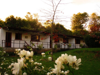  Vacation Hub International | Carmel Cottages - Blue Crane Main