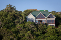  Vacation Hub International | Westend House Main