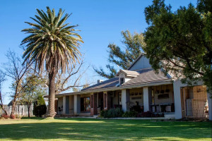  Vacation Hub International | Putters and Pillows - 466 Vaal de Grace Main