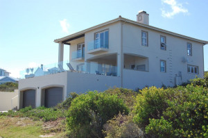 Vacation Hub International | Africa Sun Villa Main