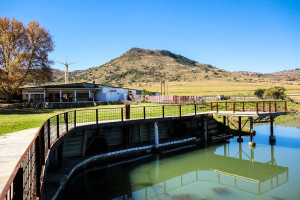  Vacation Hub International | Fort Mistake Country Lodge Main
