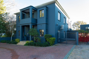  Vacation Hub International | Life and Leisure Guest House Main