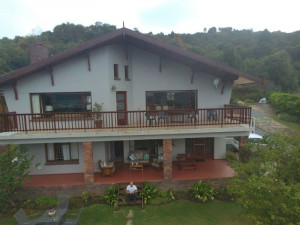  Vacation Hub International | PJ's Family Cottage Main