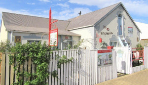  Vacation Hub International | The Victorian Cow Main
