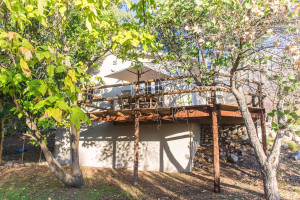  Vacation Hub International | White Bridge Farm Accommodation - Whiskey Yankee Main