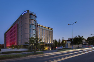  Vacation Hub International | Park Inn Sandton Hotel Main