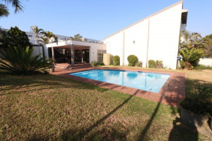  Vacation Hub International | Cascades 74 2b1b Main
