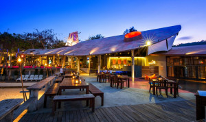  Vacation Hub International | Bar and Bed Resort @ Samed Main