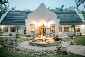  Vacation Hub International | Loskop Valley Lodge Main