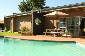  Vacation Hub International | Heidi's Place Guesthouse Main