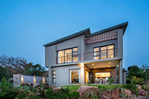  Vacation Hub International | Luxury Seaside Homes - Silver Moon Unit Main