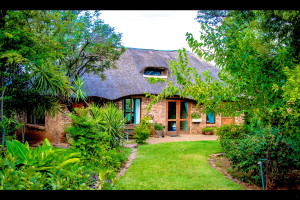  Vacation Hub International | Shamba Yetu Lodge Main