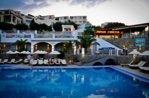  Vacation Hub International | Elounda Residence Main