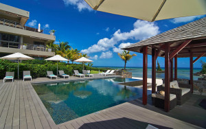  Vacation Hub International | Bon Azur Beachfront Suites & Penthouses by Lov Main