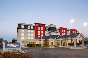  Vacation Hub International | Hilton Garden Inn Toronto/Oakville Main