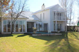  Vacation Hub International | Indigo Moon Guesthouse Main