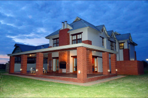  Vacation Hub International | Village Lodge Vaal de Grace Main