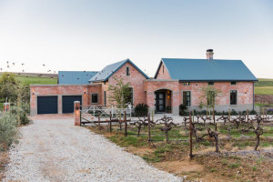  Vacation Hub International | Vineyard Views Country House Main
