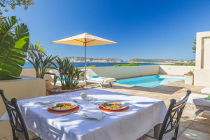  Vacation Hub International | Lodge on the Bay Main