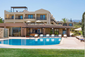  Vacation Hub International | Asterion Hotel Main