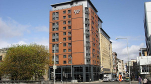  Vacation Hub International | Jurys Inn Glasgow Main